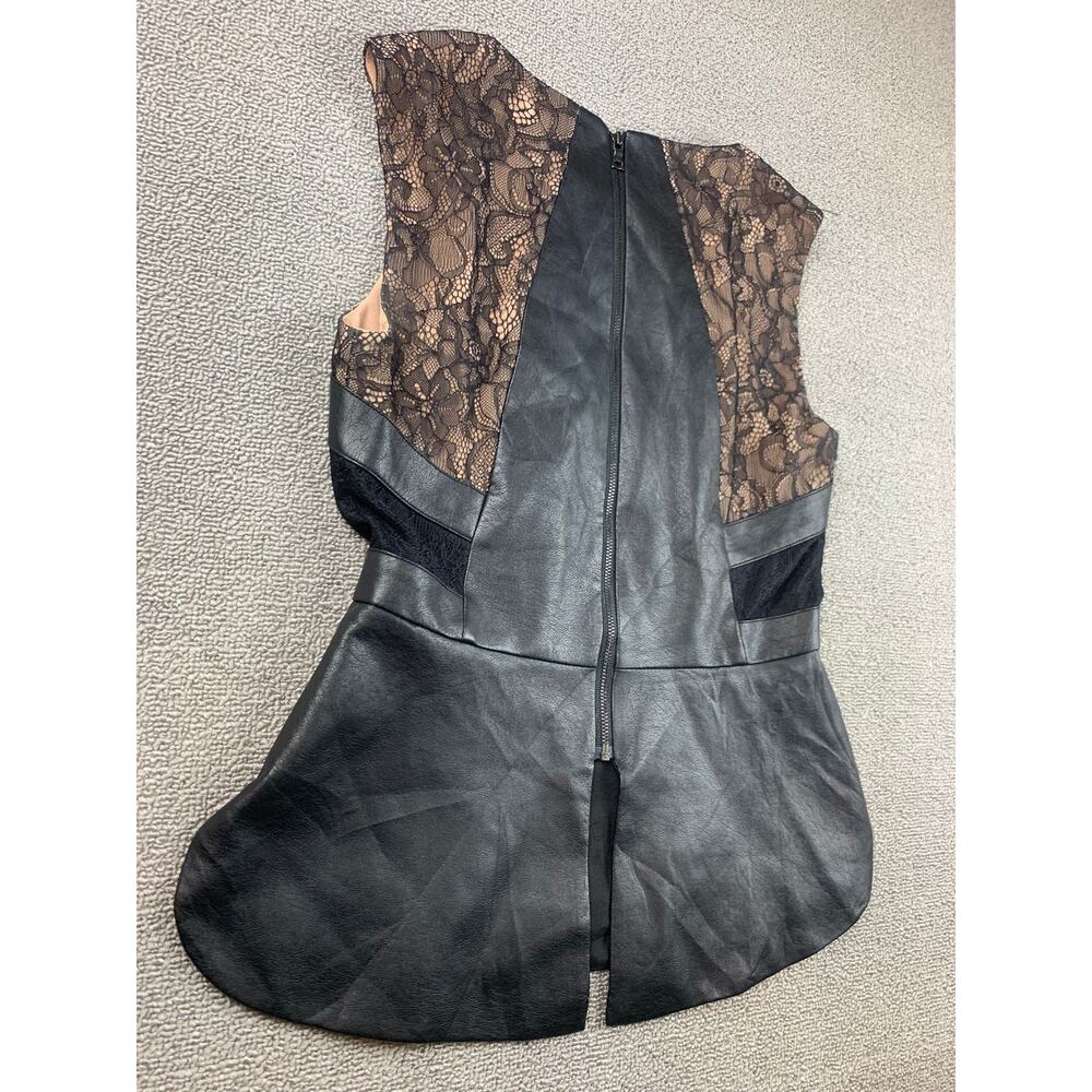 BCBGMAXAZRIA‎ Women XXS Faux Leather Black Lace Peplum Top - Picture 12 of 12